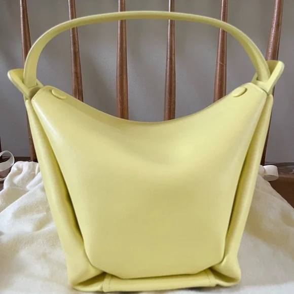 Advene Age Bag in yellow - like new with both straps. - Picture 3 of 7